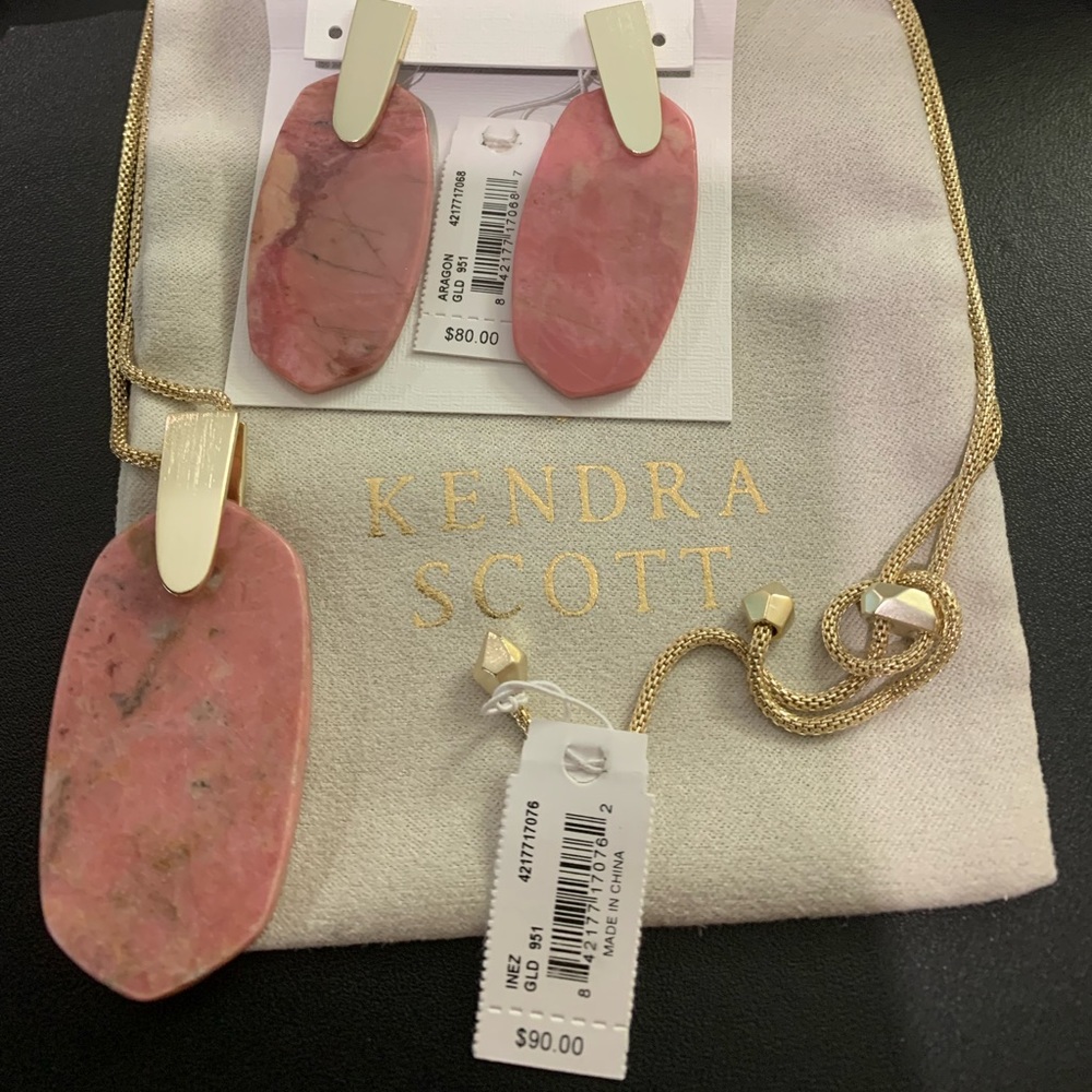 Beautiful new Kendra Scott necklace and earrings. Never worn.